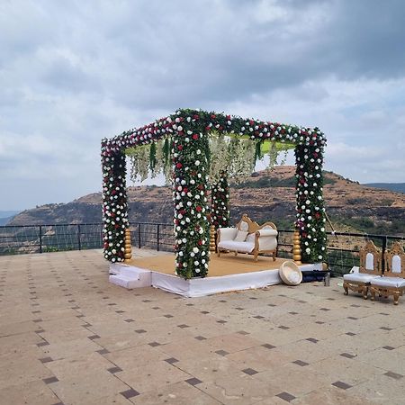 Upper Deck Resort - Stay And Relax At The Highest Peak Лонавла Екстер'єр фото