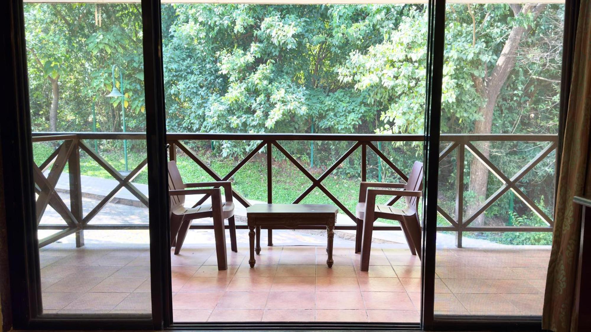 Upper Deck Resort - Stay And Relax At The Highest Peak Лонавла Екстер'єр фото