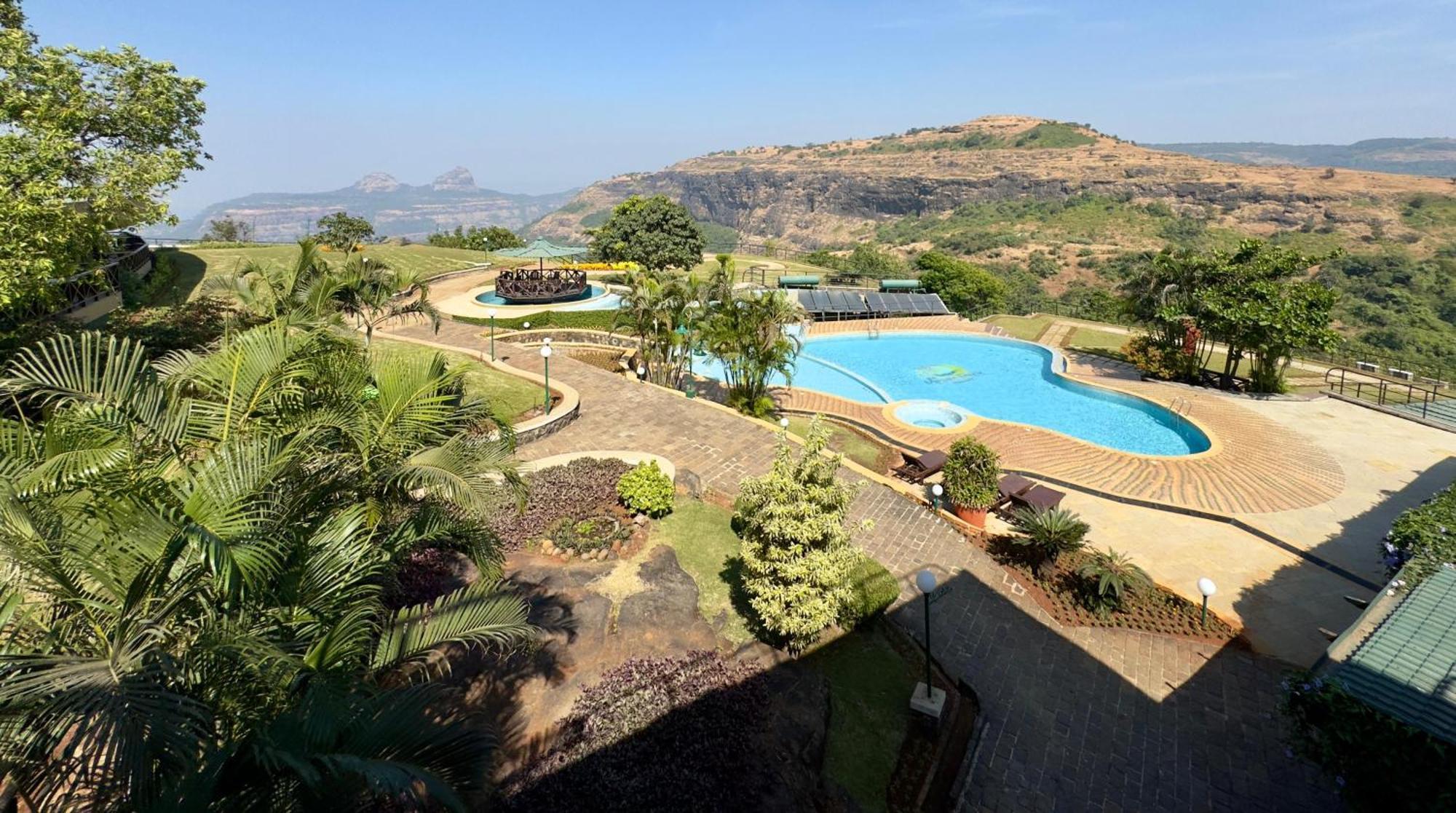 Upper Deck Resort - Stay And Relax At The Highest Peak Лонавла Екстер'єр фото