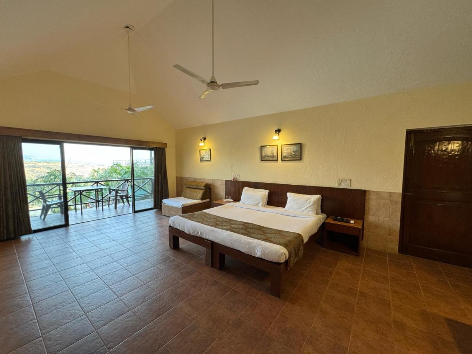 Upper Deck Resort - Stay And Relax At The Highest Peak Лонавла Екстер'єр фото